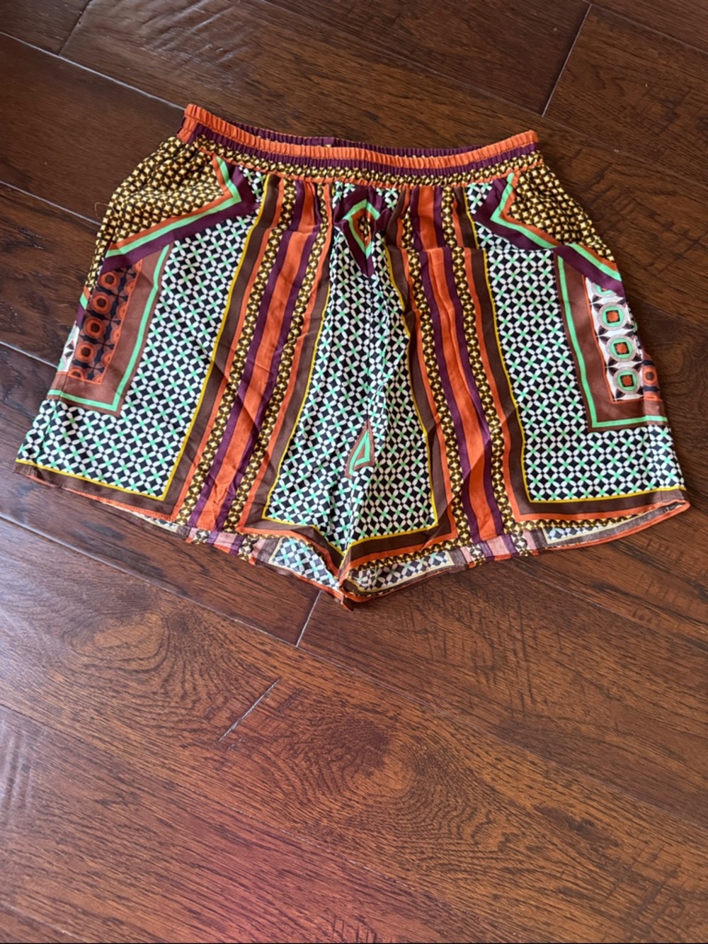 MISA Printed Elam Short - Multi Color - Picture 2 of 4